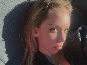 KattyFoks  live sex cam