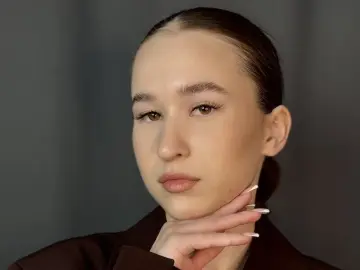 BlanchFlakes  live sex cam