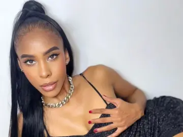 RenataMontenegro  live sex cam