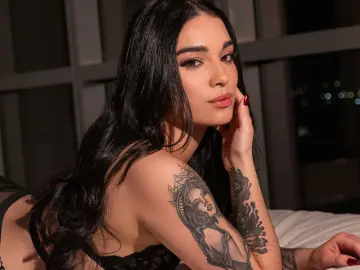 AdalineCruz  live sex cam