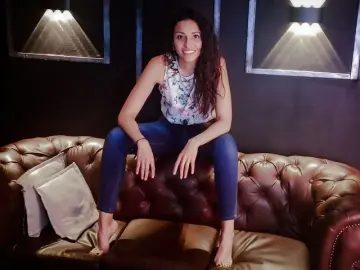 DamarisPommes  live sex cam