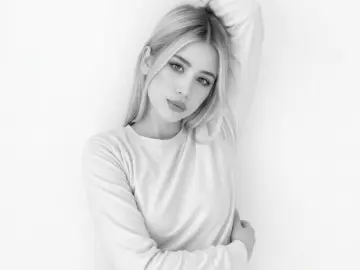 ZaraVelvettt  live sex cam