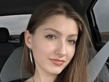 AlfrediaNicholas  live sex cam