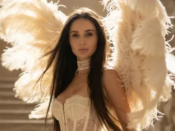 OliviaHardies  live sex cam