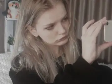 PetrinaKoehl  live sex cam