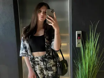 VinnieMailhot  live sex cam