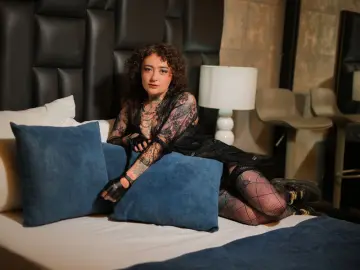DaphneVelvet  live sex cam