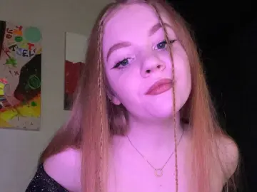 AliceSmithen  live sex cam