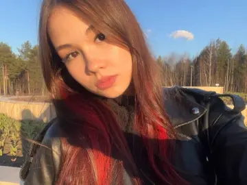 AlyciaHarke  live sex cam