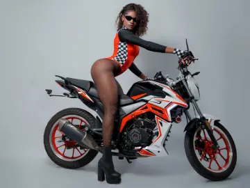 IvyGrime  live sex cam