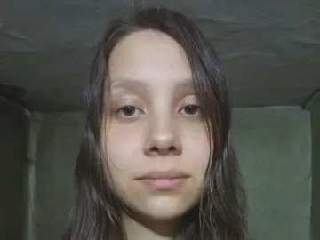 MuoiBurchill  live sex cam