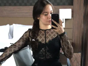 MilauraBourbon  live sex cam