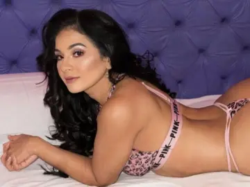 IrisDiosa  live sex cam