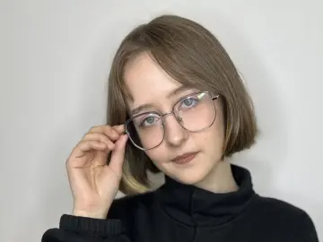 ReginiaHolbein  live sex cam