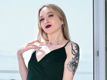 AnnieClar  live sex cam