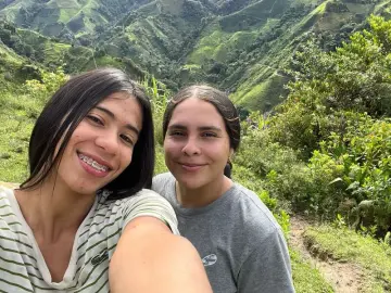 DaniaShada  live sex cam