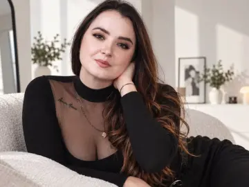 KattieZanderigo  live sex cam