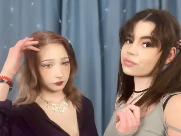 LeonilaAndDahlia  live sex cam