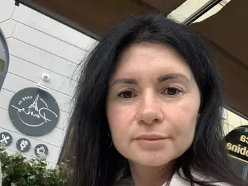 YulieAnna  live sex cam