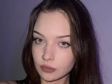 AmilyUiUi  live sex cam
