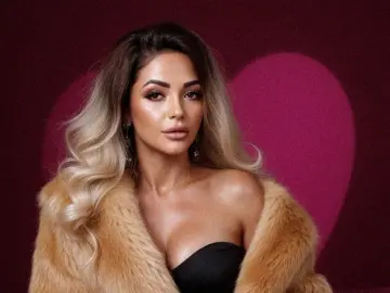 DonnaKlein  live sex cam