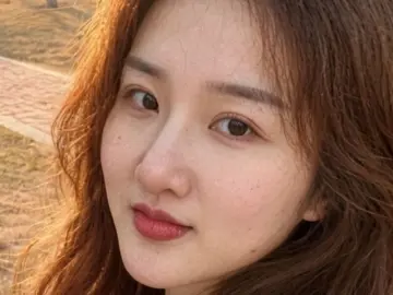 AngaerHua  live sex cam
