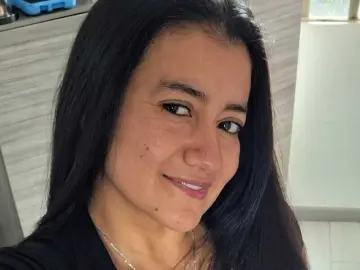 MariaThomp  live sex cam