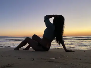 AlyssaDiva  live sex cam