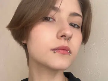EssieAcheampong  live sex cam