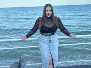 LeillaTvin  live sex cam