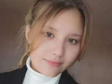 AliciaBergreen  live sex cam