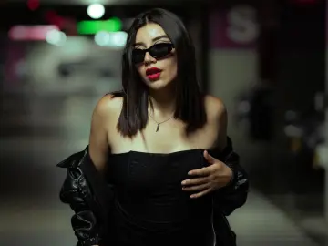 GinebraBelucci  live sex cam