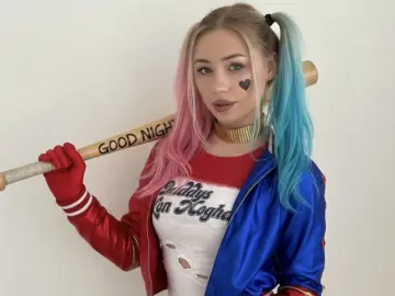 MargoRobbz  live sex cam