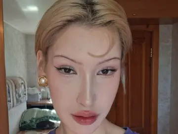 RavenBahamonde  live sex cam