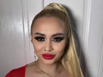 DaryaClayton  live sex cam