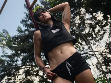 ElenaKink  live sex cam