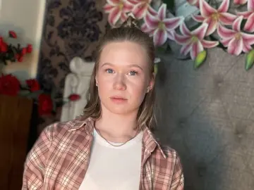 RebekaLiw  live sex cam