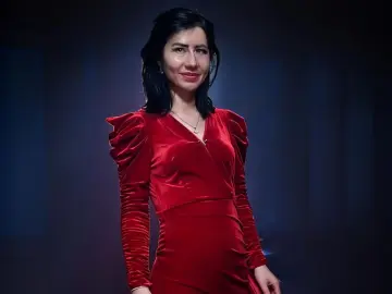 IvyOlsen  live sex cam