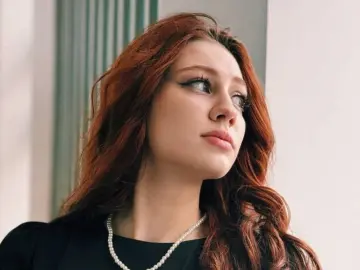 KristinaGuernsey  live sex cam