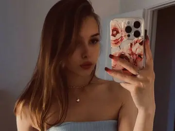 TarenLeonetti  live sex cam