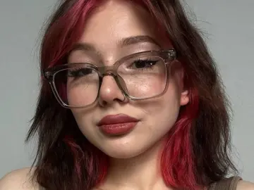 LessyGrayce  live sex cam
