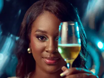 AkiraHomers  live sex cam