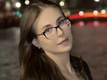 KatieRyken  live sex cam