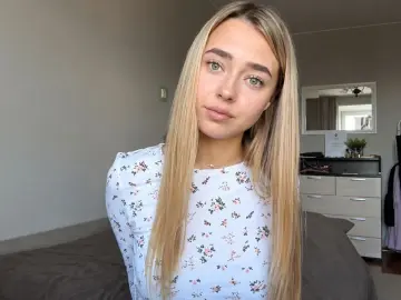 MarianaBrookman  live sex cam
