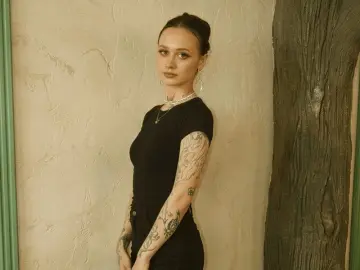 ShaunaGrimme  live sex cam