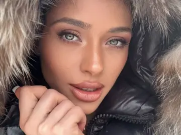 AriannaCherie  live sex cam