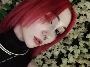 ScarletDenns  live sex cam