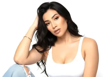 ManuelaGarci  live sex cam