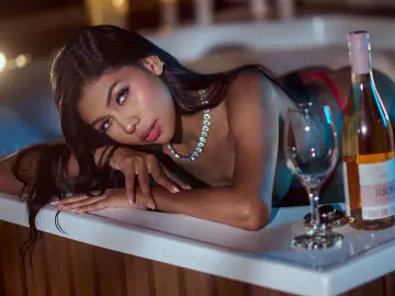 SadayBell  live sex cam