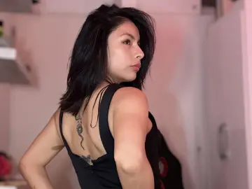 ErikaLumiere  live sex cam